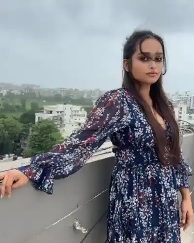 Mandawali Escorts